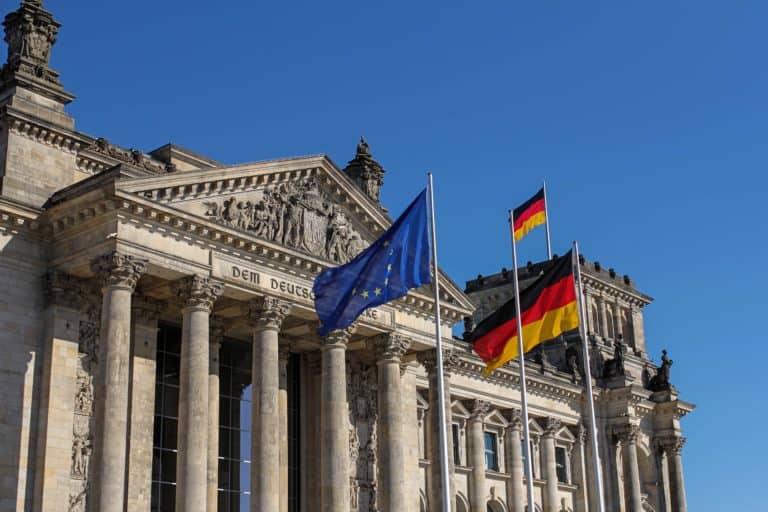 German Lawmakers Push for Syrian Refugee Deportations